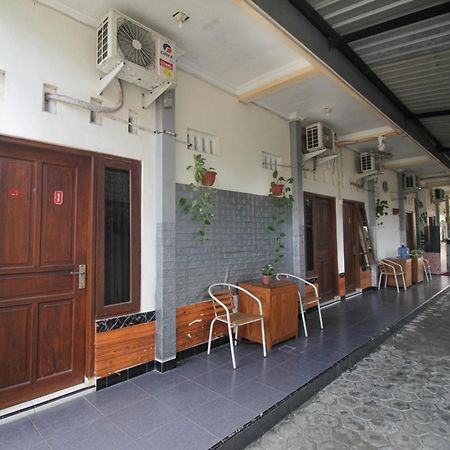 Super Oyo Capital O 2258 Santana Syariah Guest House Kartosuro المظهر الخارجي الصورة